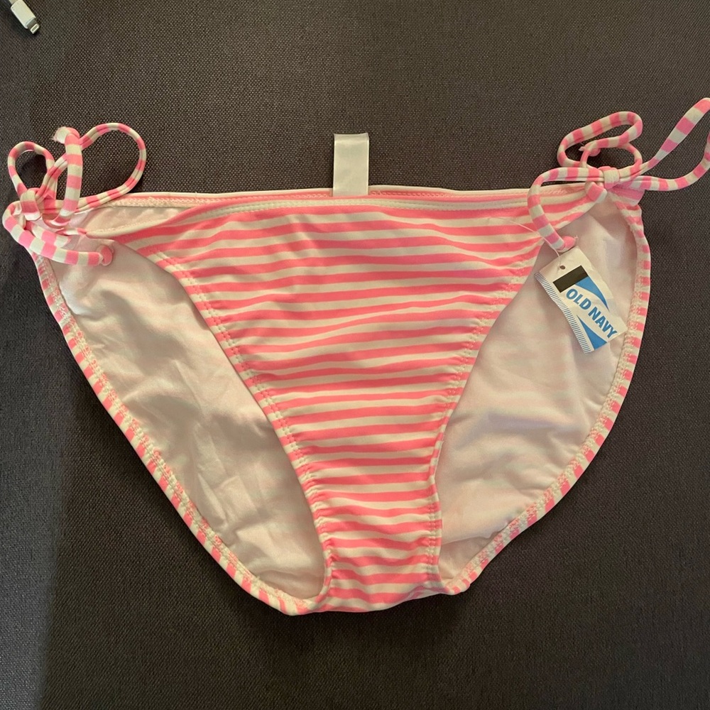 Bikini bottom large